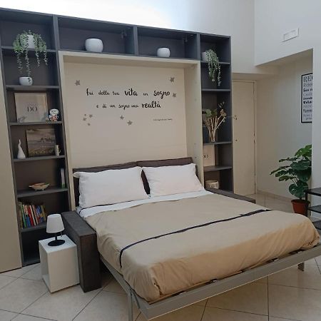 Apartament Domusmadre Neapol Zewnętrze zdjęcie