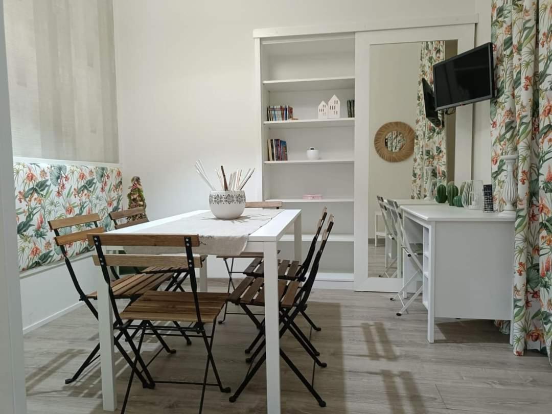 Apartament Domusmadre Neapol Zewnętrze zdjęcie