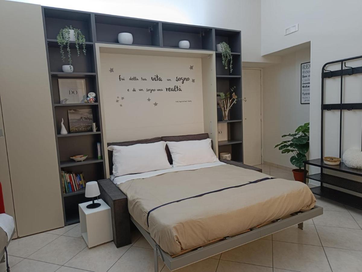 Apartament Domusmadre Neapol Zewnętrze zdjęcie